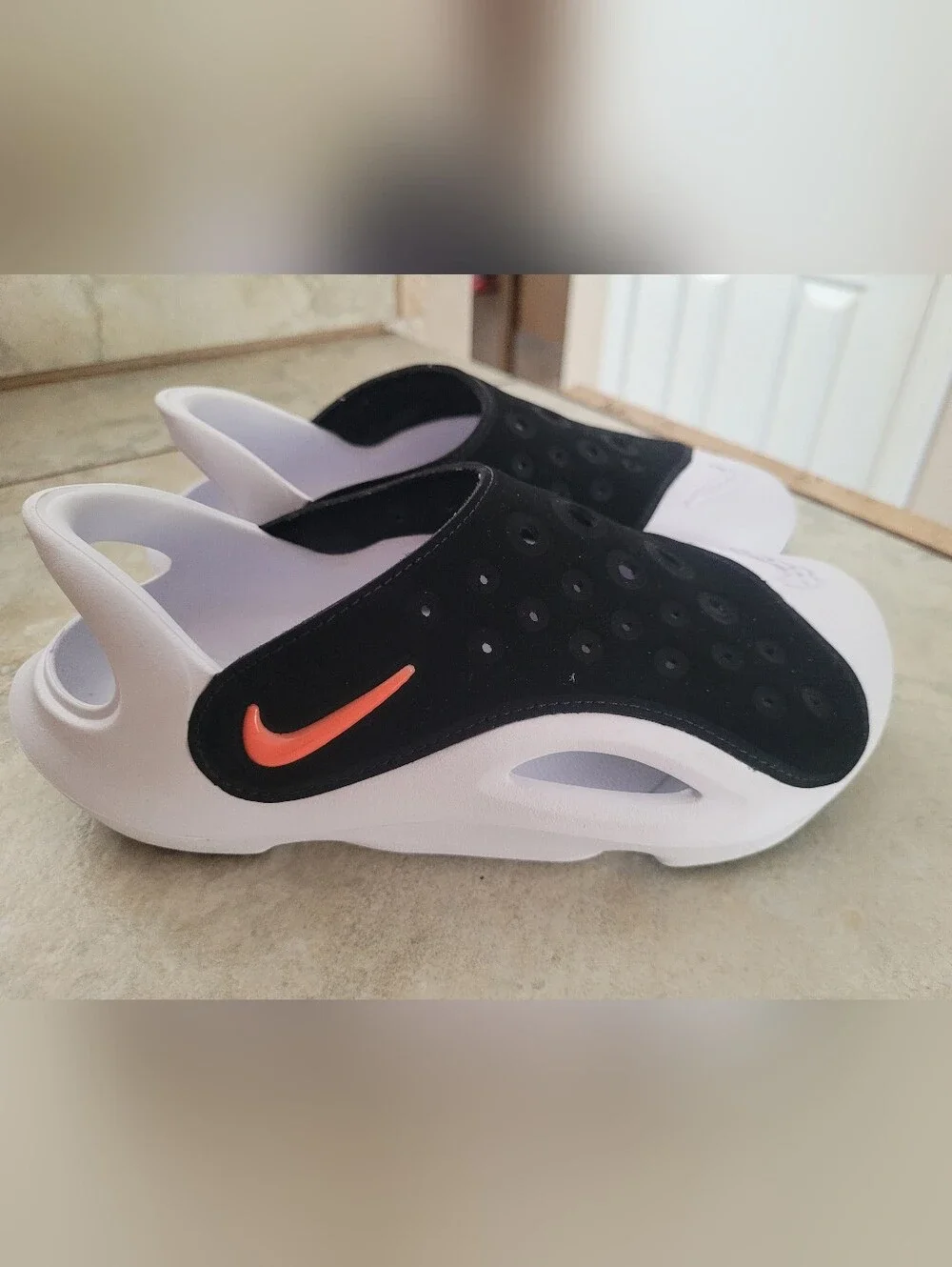 Nike Aqua Swoosh